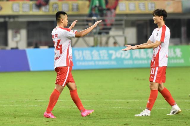 1757684916704035507.jpg (体育)(8)足球——2025湖南省足球联赛开幕XxjpseC000332_20250907_PEPFN0A001.jpg